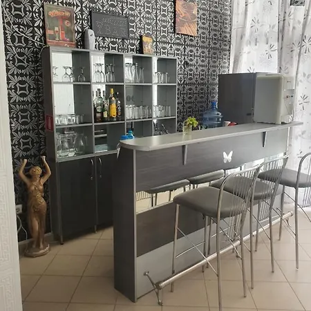 Апартаменты Megas